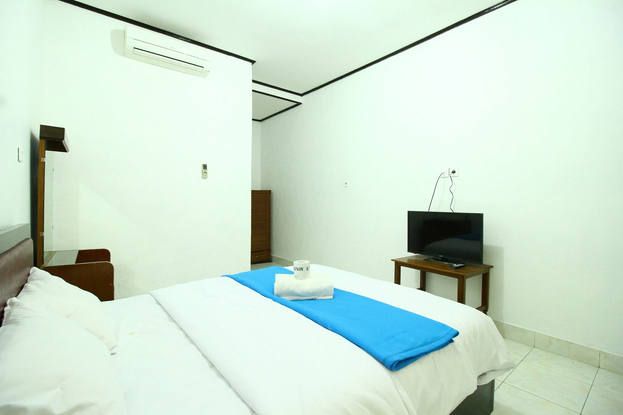 Dua Dara Inn Kuta 勒吉安 外观 照片