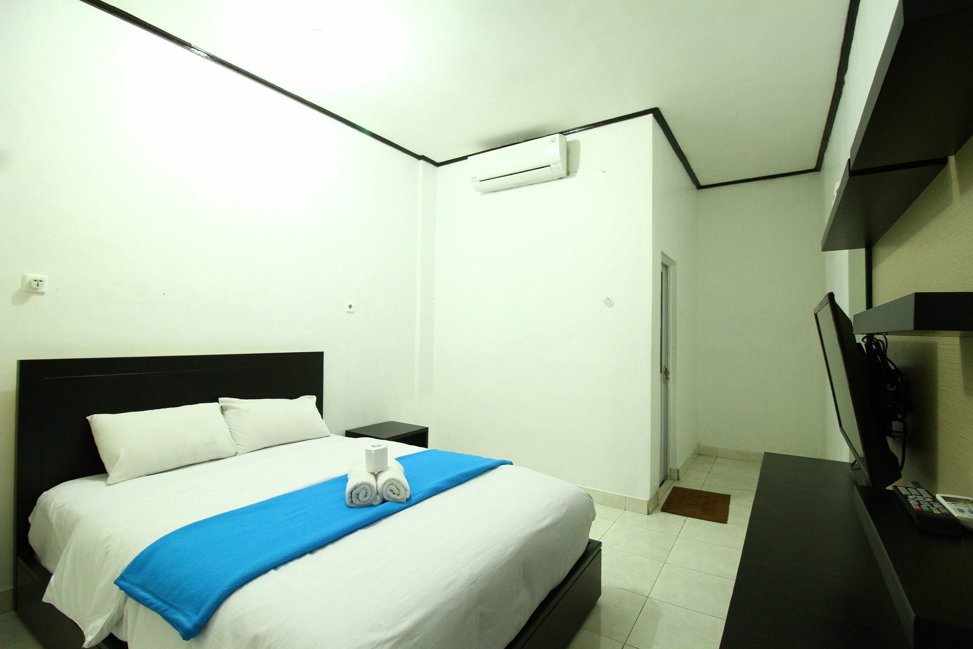 Dua Dara Inn Kuta 勒吉安 外观 照片