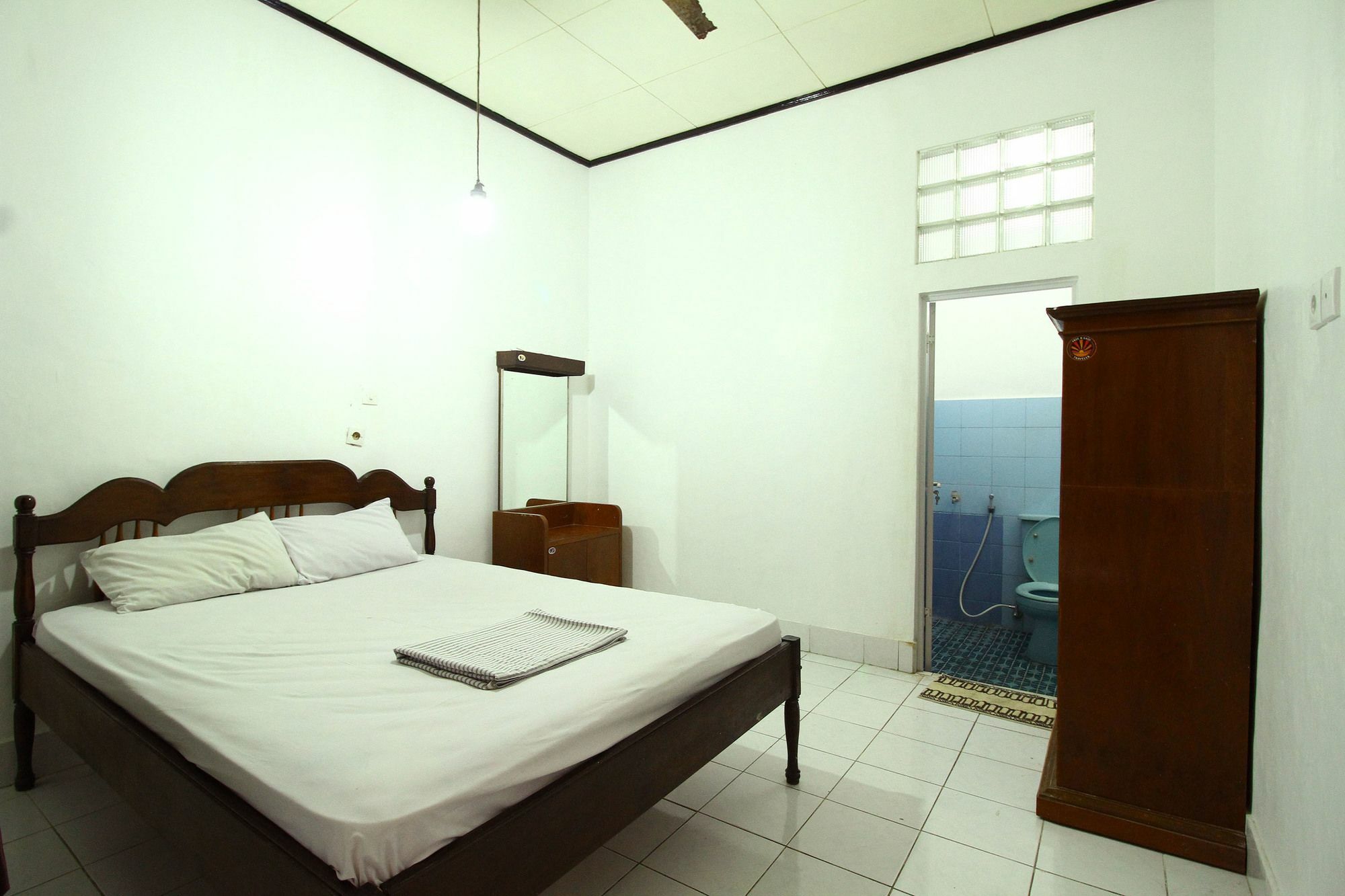 Dua Dara Inn Kuta 勒吉安 外观 照片