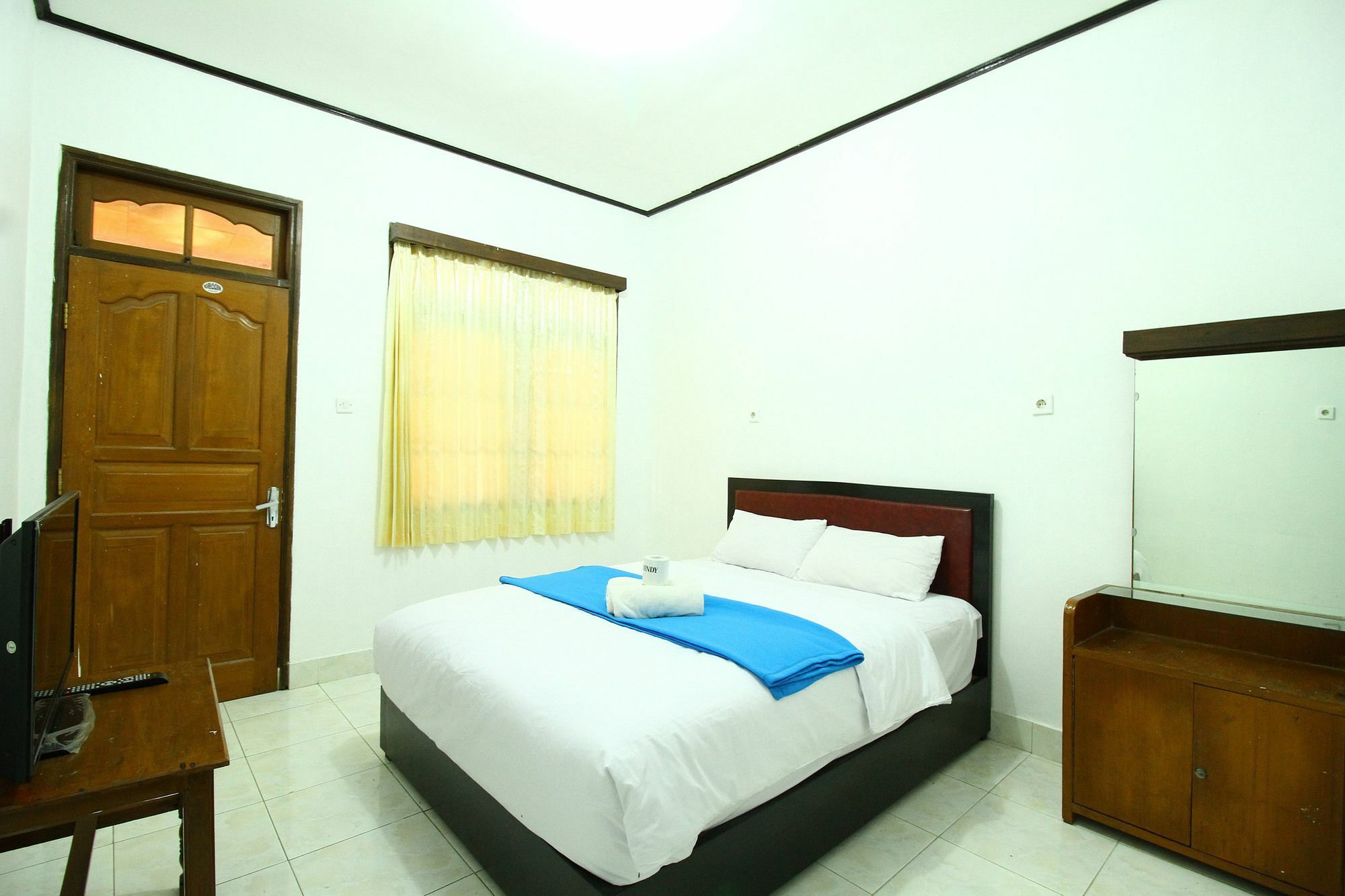 Dua Dara Inn Kuta 勒吉安 外观 照片