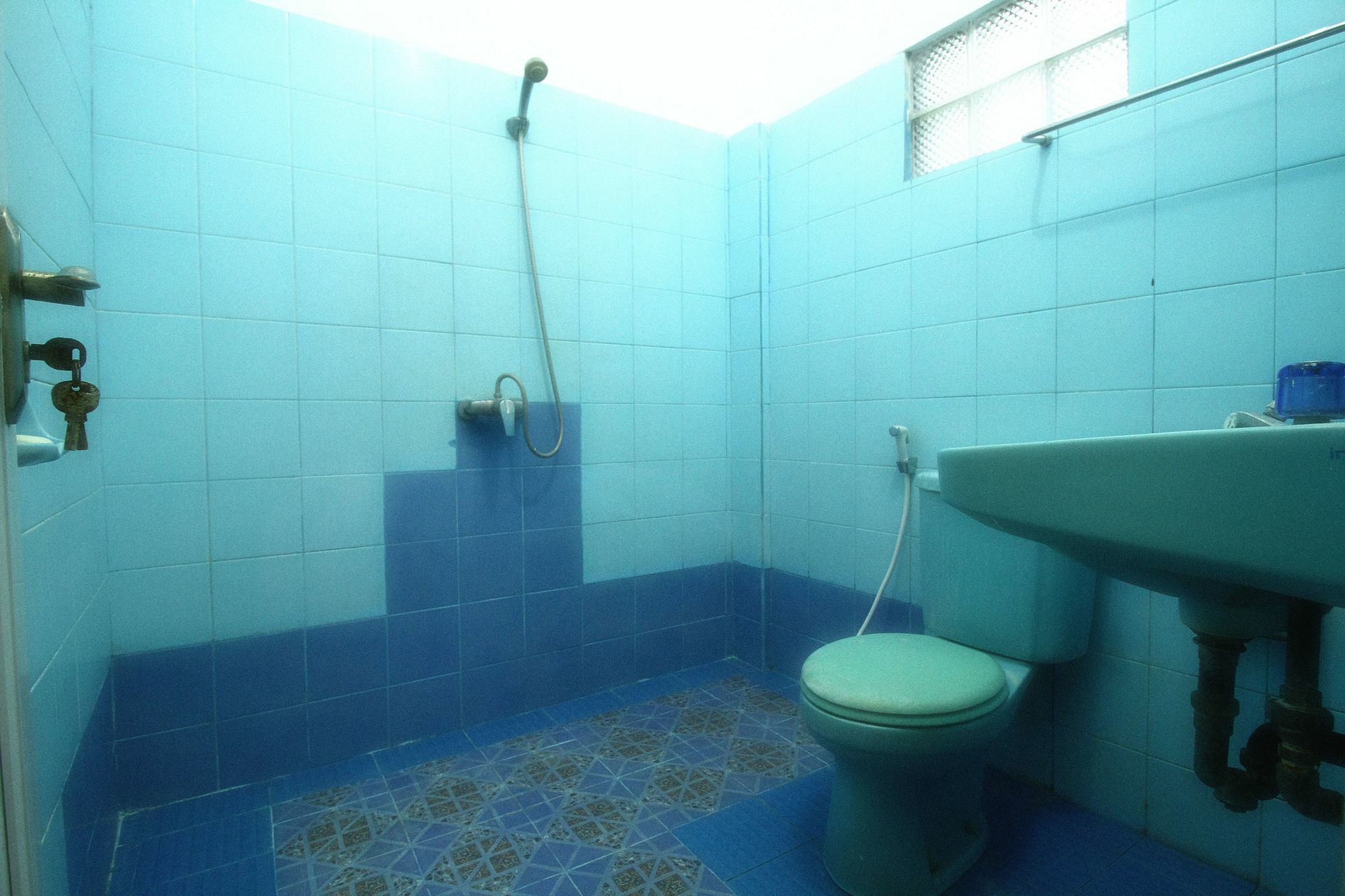 Dua Dara Inn Kuta 勒吉安 外观 照片