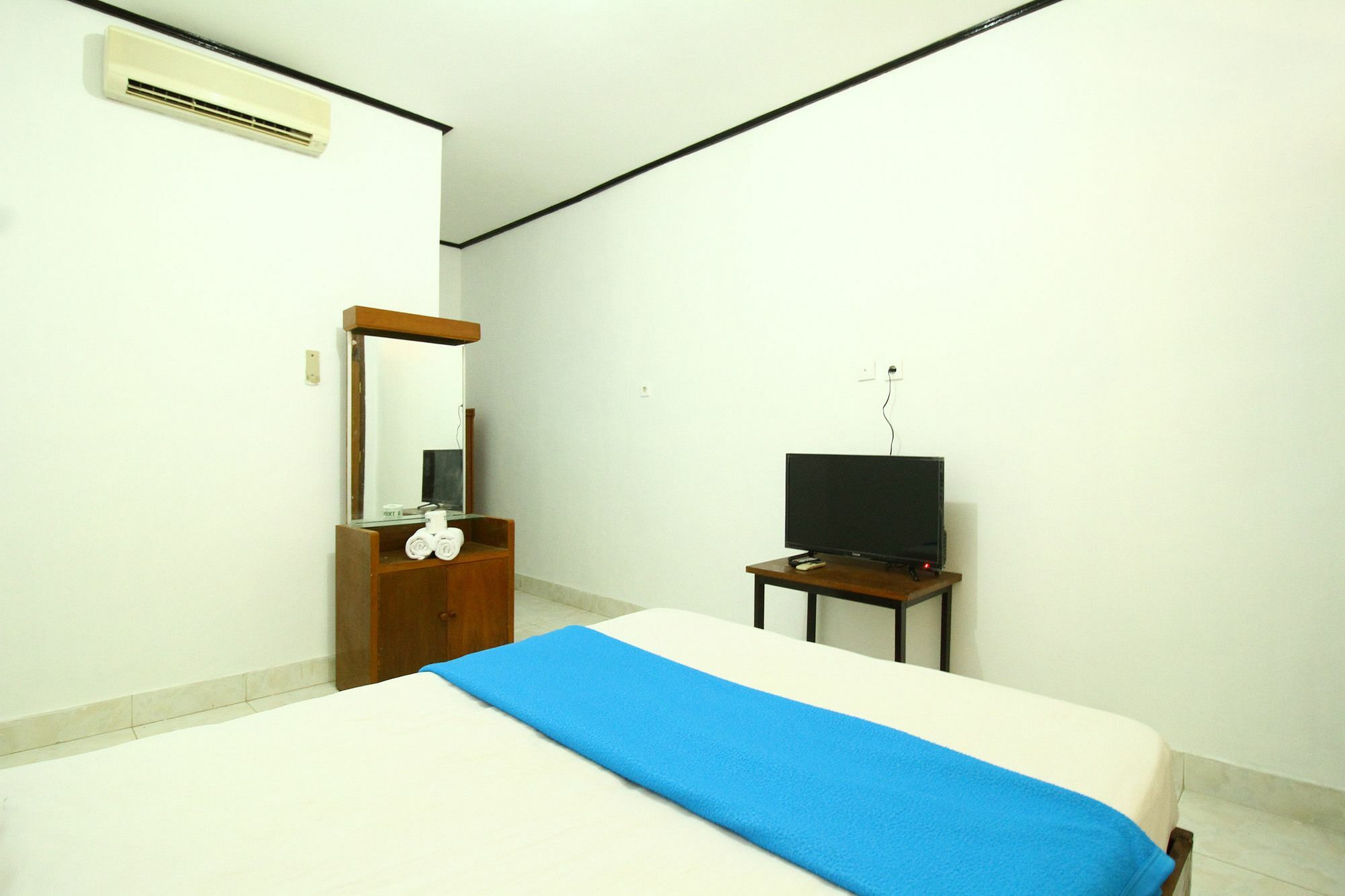 Dua Dara Inn Kuta 勒吉安 外观 照片